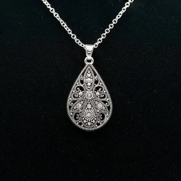 Antique Silver Filigree Teardrop Necklace and Earring Set - Picture 6 of 7
